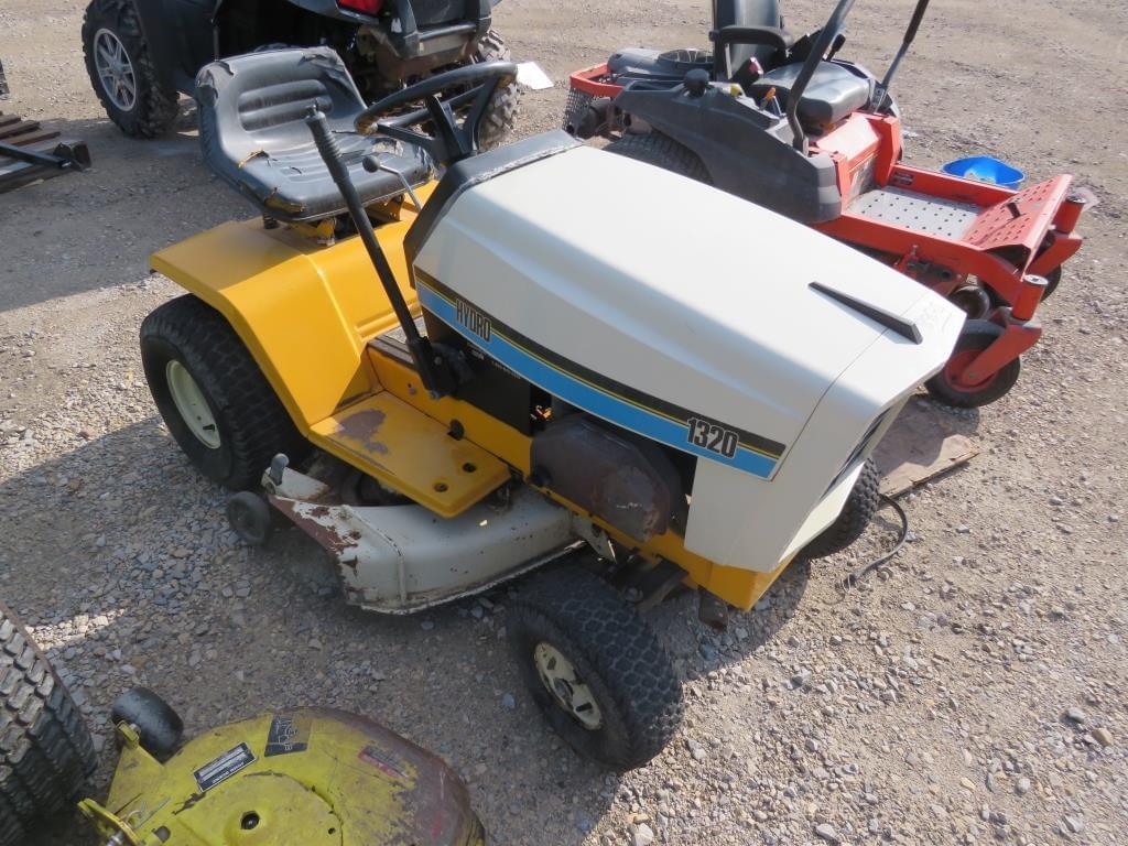 Image of Cub Cadet 1320 Image 1