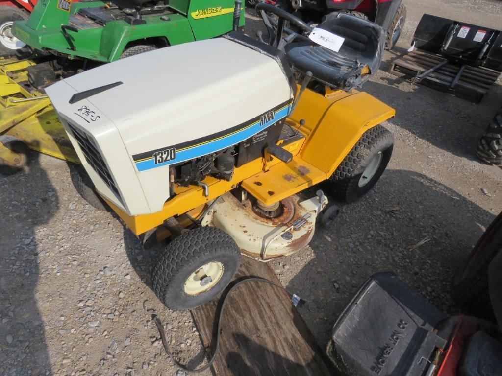 Image of Cub Cadet 1320 Image 0