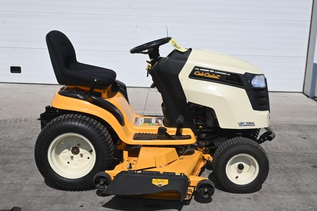 Image of Cub Cadet 1054 equipment image 2