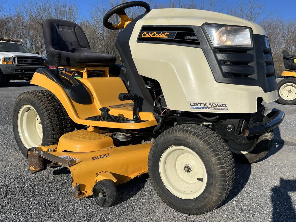 Main image Cub Cadet LGTX1050