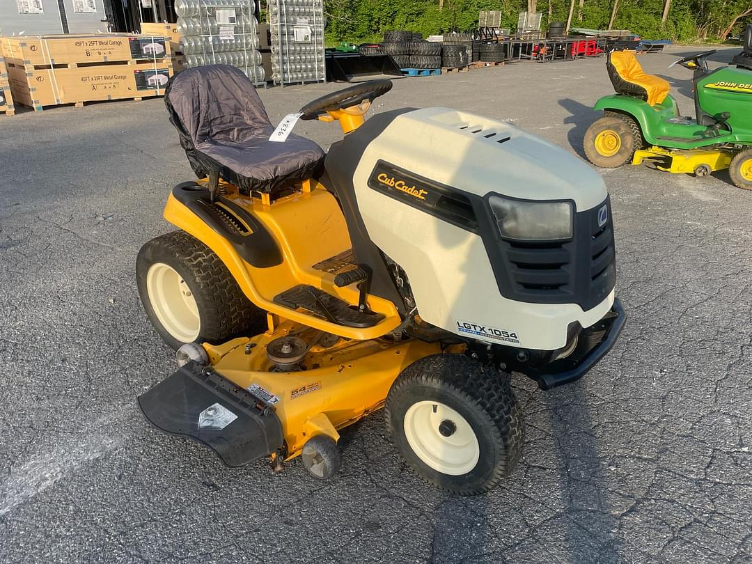 Image of Cub Cadet LGTX1054 Primary image