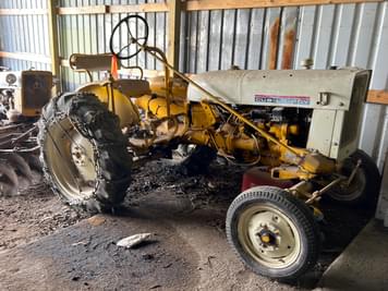 Main image International Harvester Cub Lo-Boy