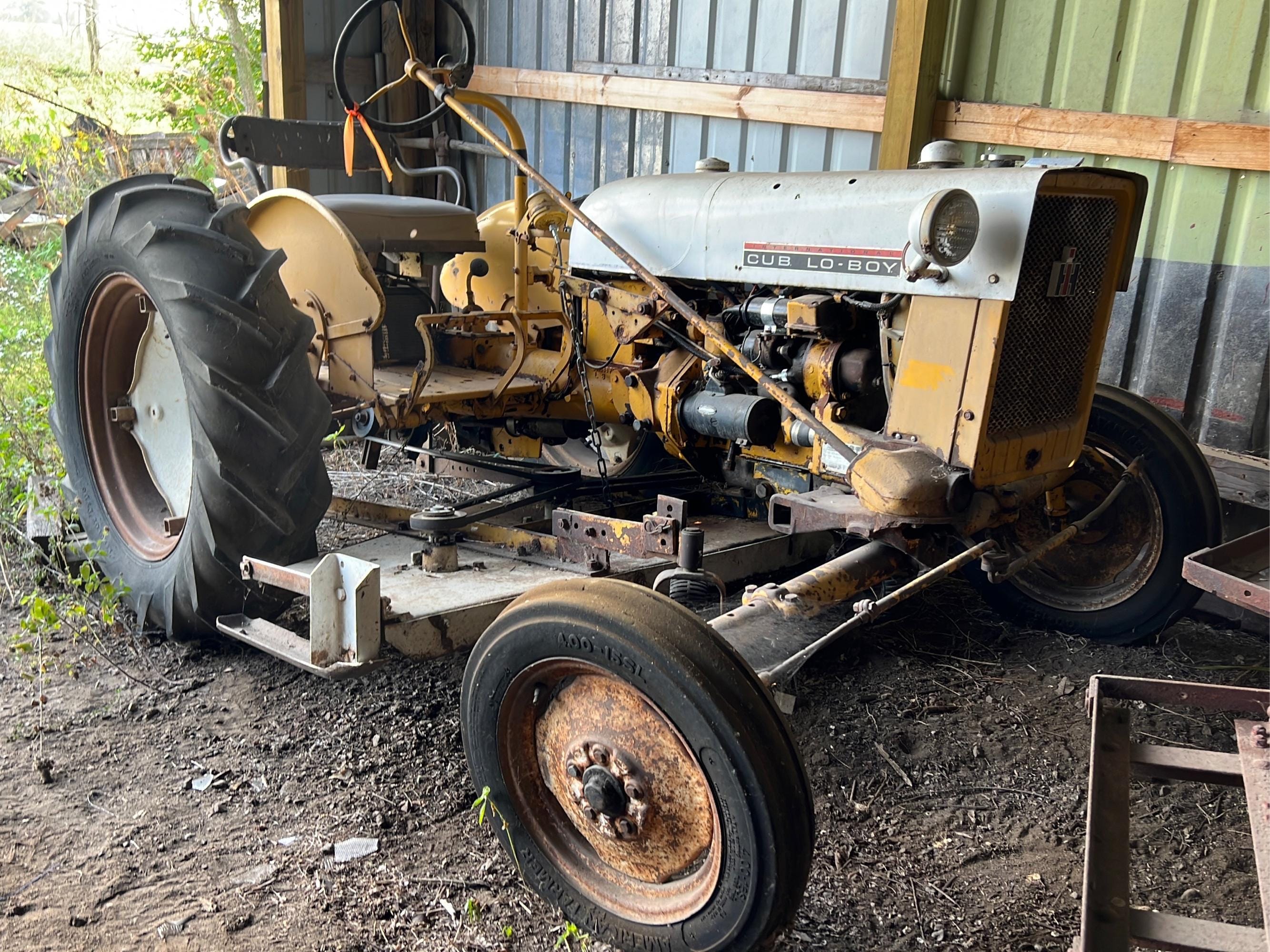 Main image International Harvester Cub Lo-Boy