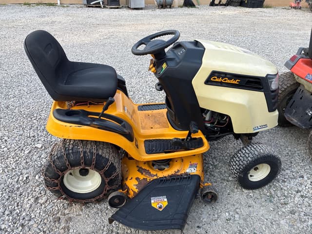 Image of Cub Cadet LTX1046 equipment image 1