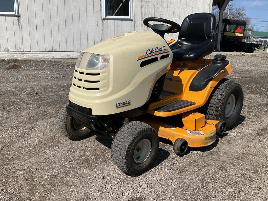 Image of Cub Cadet LT1045 Primary image