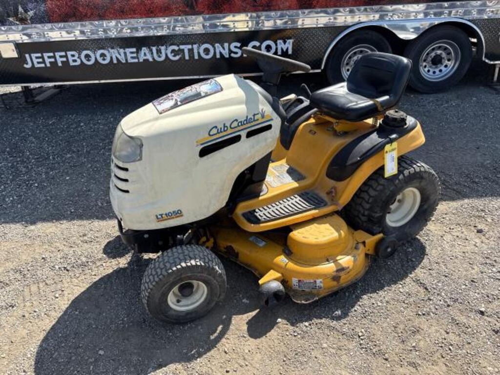 Image of Cub Cadet LT1050 Primary image