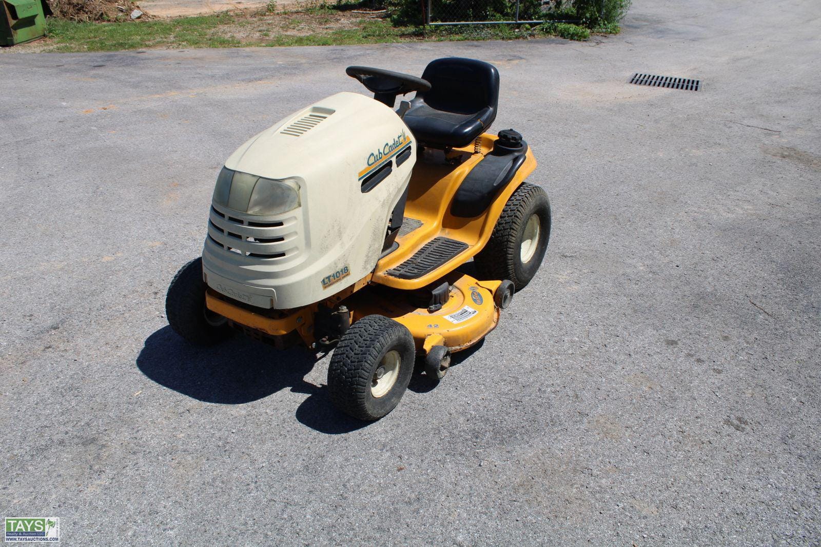 Main image Cub Cadet LT1018