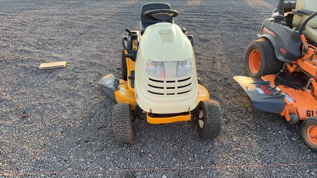 Image of Cub Cadet LT1018 equipment image 1
