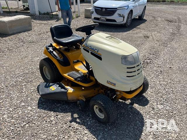 Image of Cub Cadet LT1018 equipment image 3