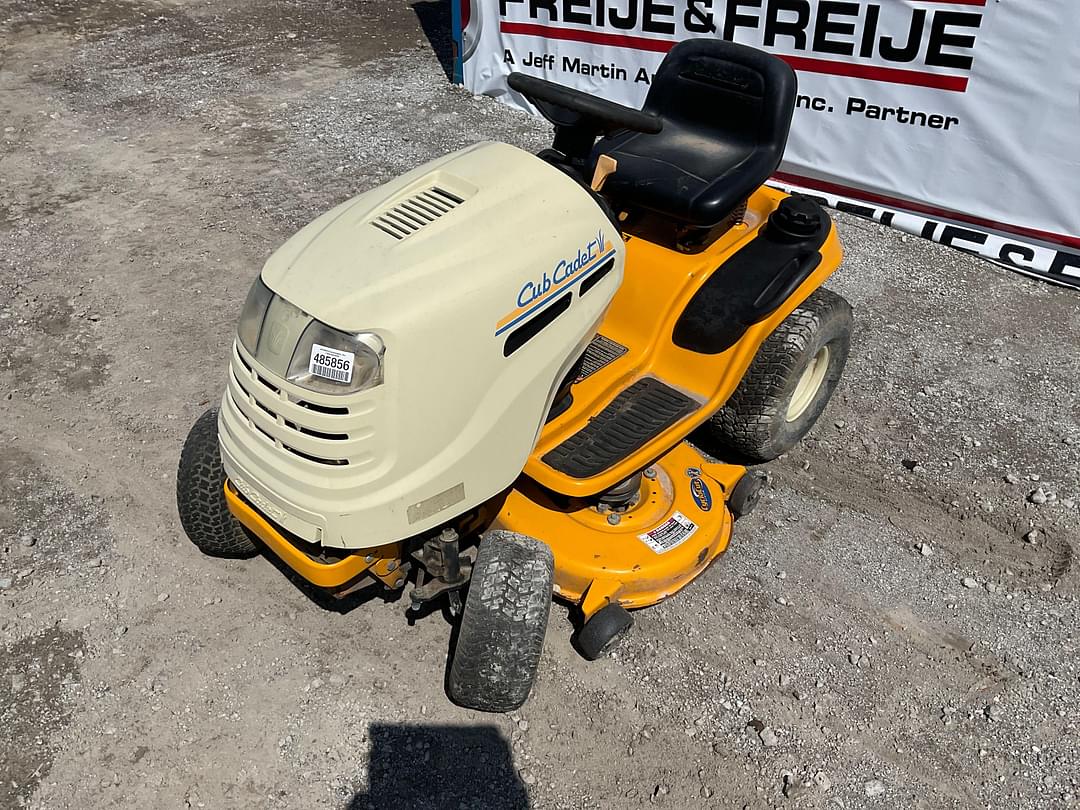 Image of Cub Cadet LT1018 Primary image