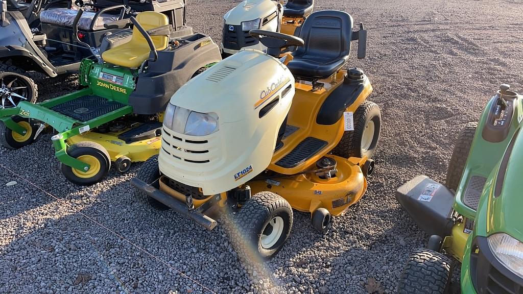 Image of Cub Cadet LT1024 Primary image