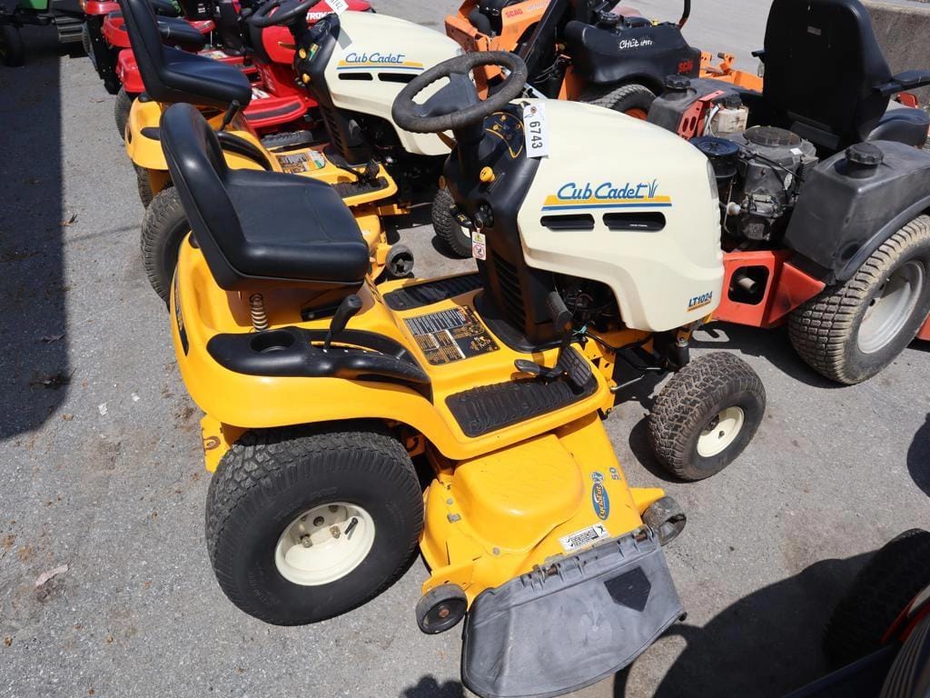 Main image Cub Cadet LT1024