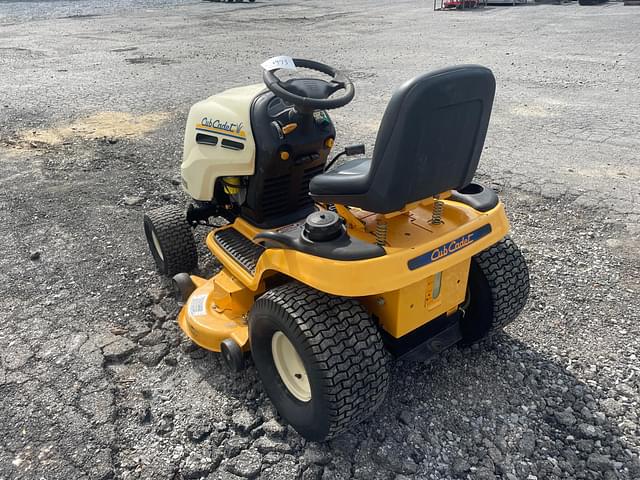 Image of Cub Cadet LT1045 equipment image 2