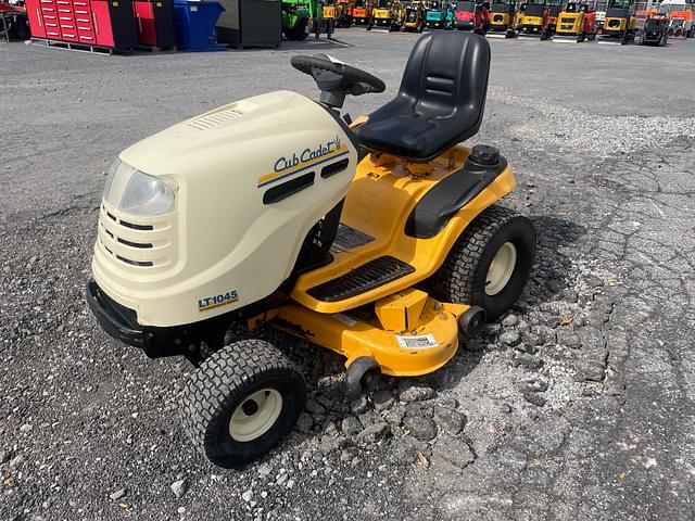 Image of Cub Cadet LT1045 equipment image 1