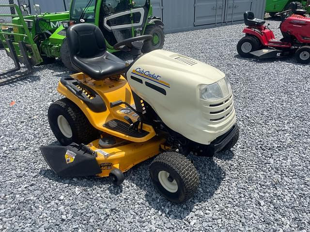 Image of Cub Cadet LT1045 equipment image 1