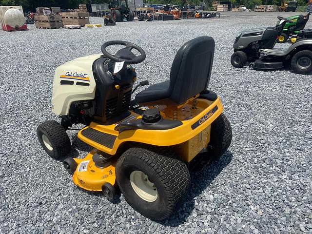 Image of Cub Cadet LT1045 equipment image 3