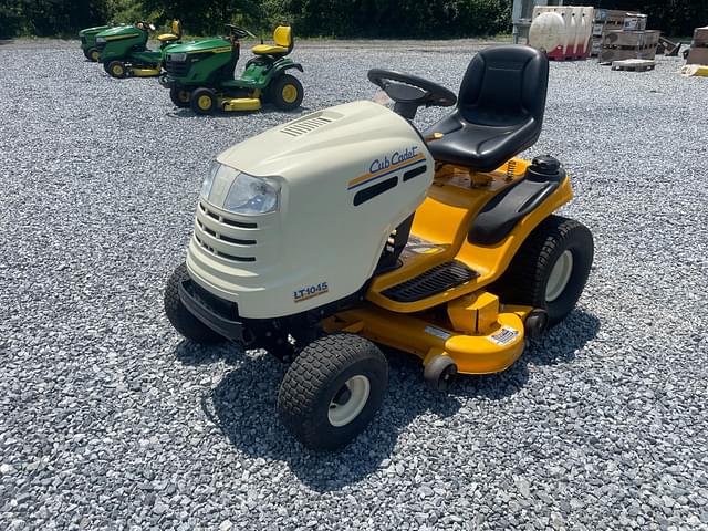 Image of Cub Cadet LT1045 equipment image 1