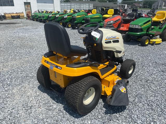Image of Cub Cadet LT1045 equipment image 3
