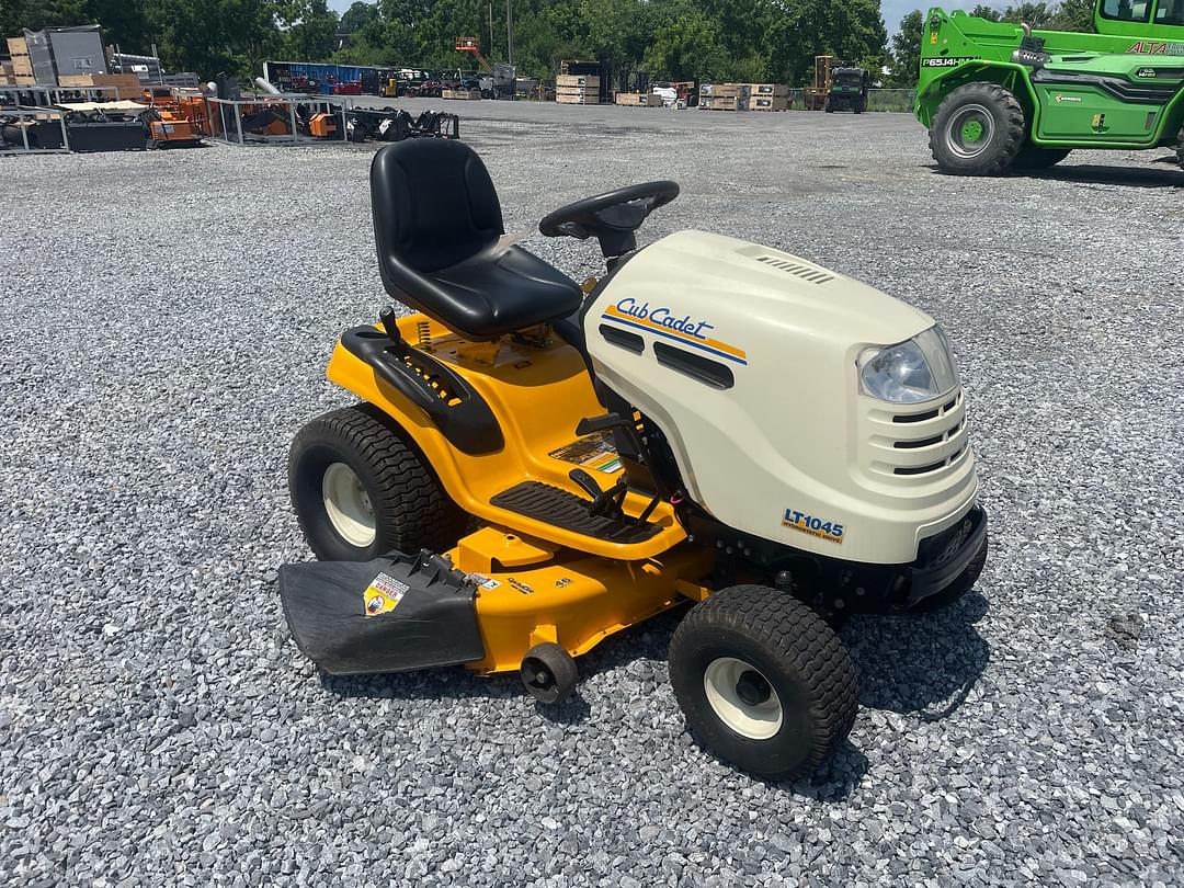 Image of Cub Cadet LT1045 Primary image