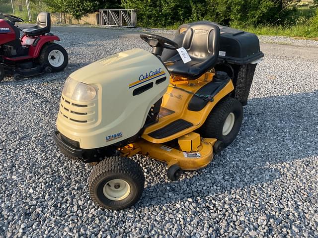 Image of Cub Cadet LT1045 equipment image 1