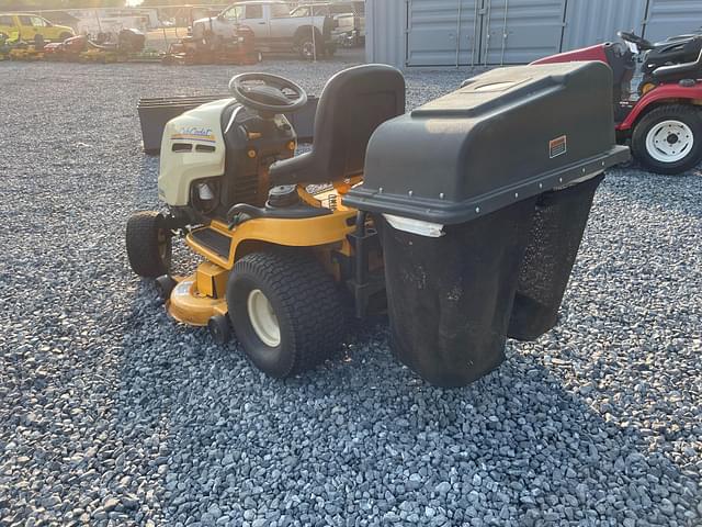 Image of Cub Cadet LT1045 equipment image 2