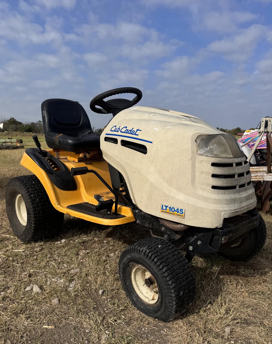 Image of Cub Cadet LT1045 Primary image