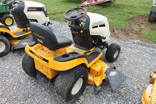 Image of Cub Cadet LT1045 equipment image 3