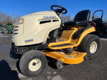 Main image Cub Cadet LT1045