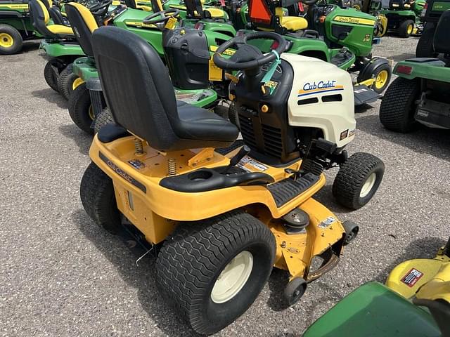 Image of Cub Cadet LT1045 equipment image 2
