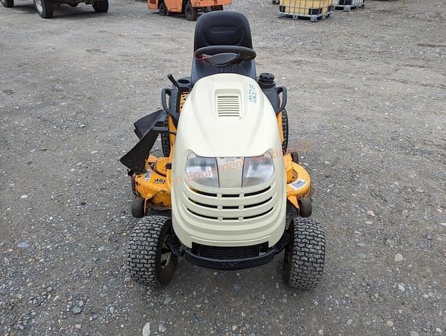 Image of Cub Cadet LT1045 equipment image 2