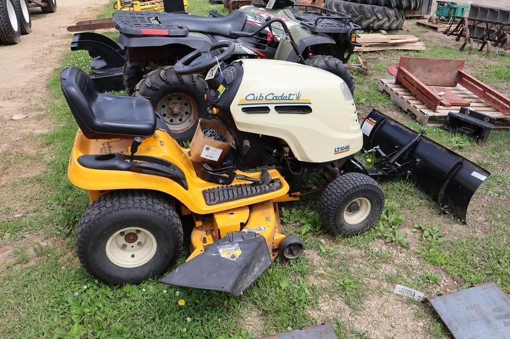 Image of Cub Cadet LT1046 Primary image