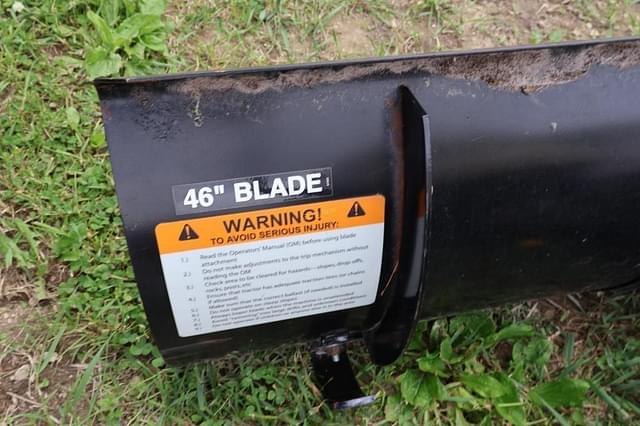 Image of Cub Cadet LT1046 equipment image 3