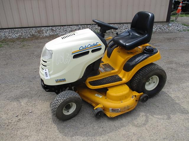 Image of Cub Cadet LT1050 Primary image