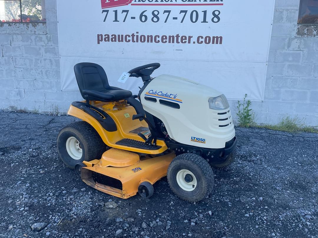 Image of Cub Cadet LT1050 Primary image