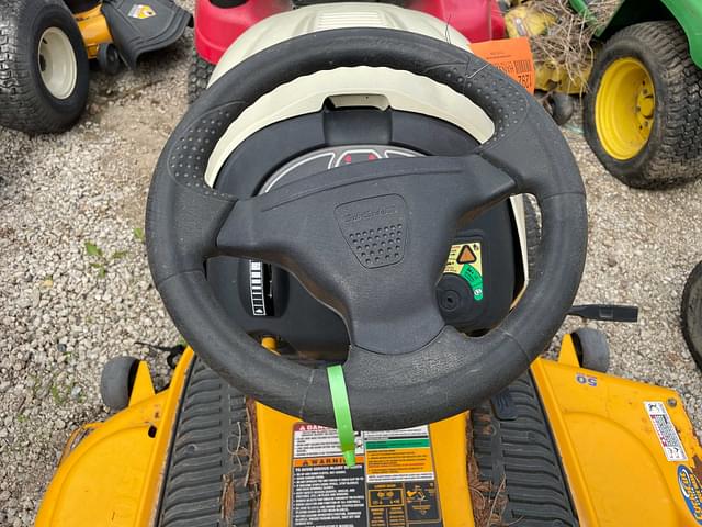 Image of Cub Cadet LT1050 equipment image 4