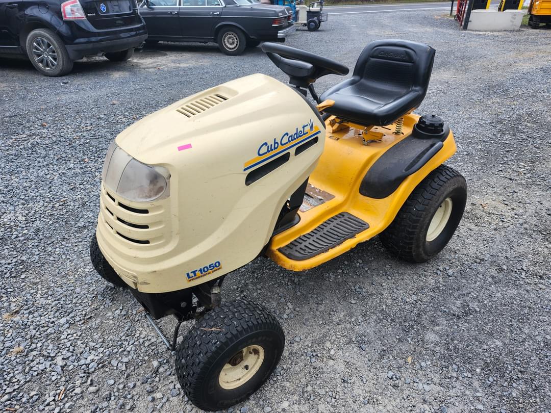 Image of Cub Cadet LT1050 Primary image