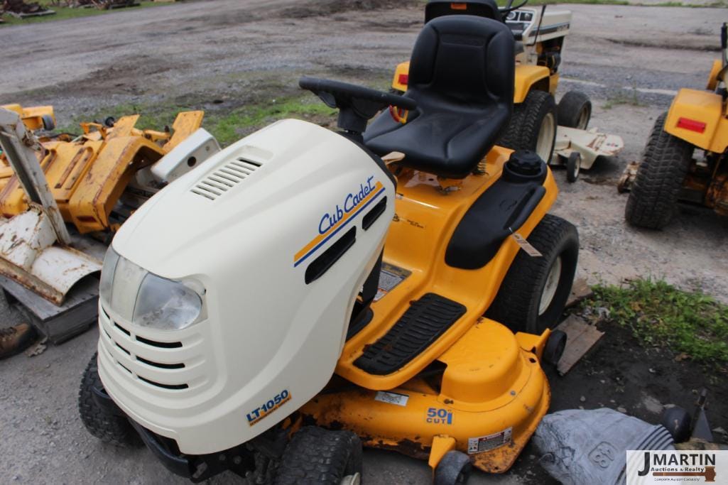 Main image Cub Cadet LT1050