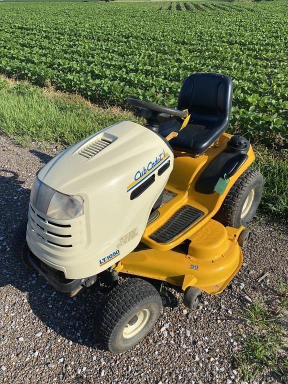 Image of Cub Cadet LT1050 Image 0