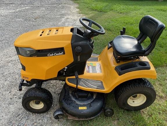 Image of Cub Cadet XT1 LT46 Primary image