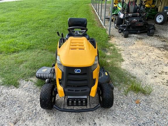 Image of Cub Cadet XT1 LT46 equipment image 2