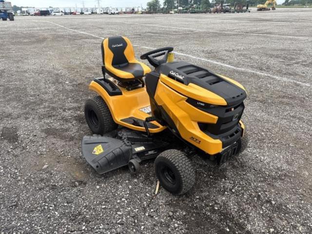 Image of Cub Cadet XT1 LT50 equipment image 2