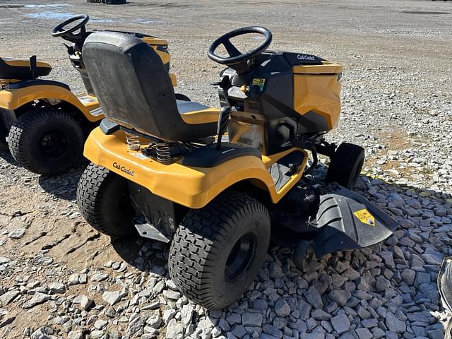 Image of Cub Cadet XT1 LT50 equipment image 2