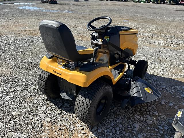 Image of Cub Cadet XT1 LT50 equipment image 2