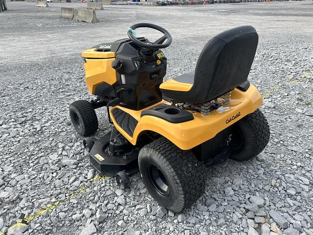 Image of Cub Cadet XT1 LT50 equipment image 3