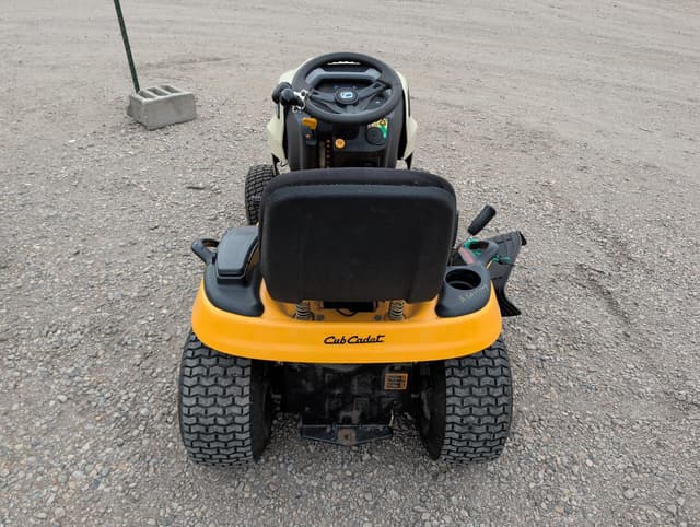 Image of Cub Cadet LTX1042 equipment image 3