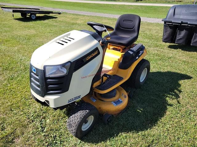 Image of Cub Cadet LTX1042 equipment image 1