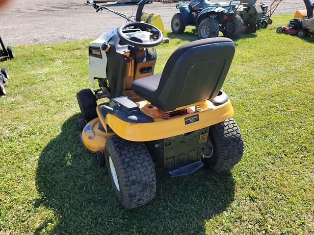 Image of Cub Cadet LTX1042 equipment image 2