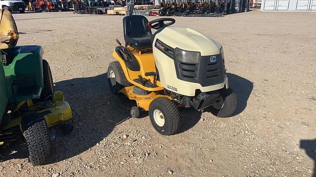 Image of Cub Cadet LTX1045 equipment image 3