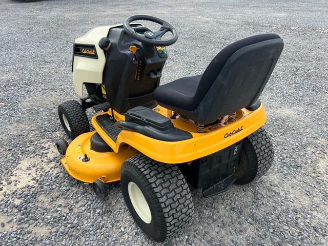 Image of Cub Cadet LTX1045 equipment image 2