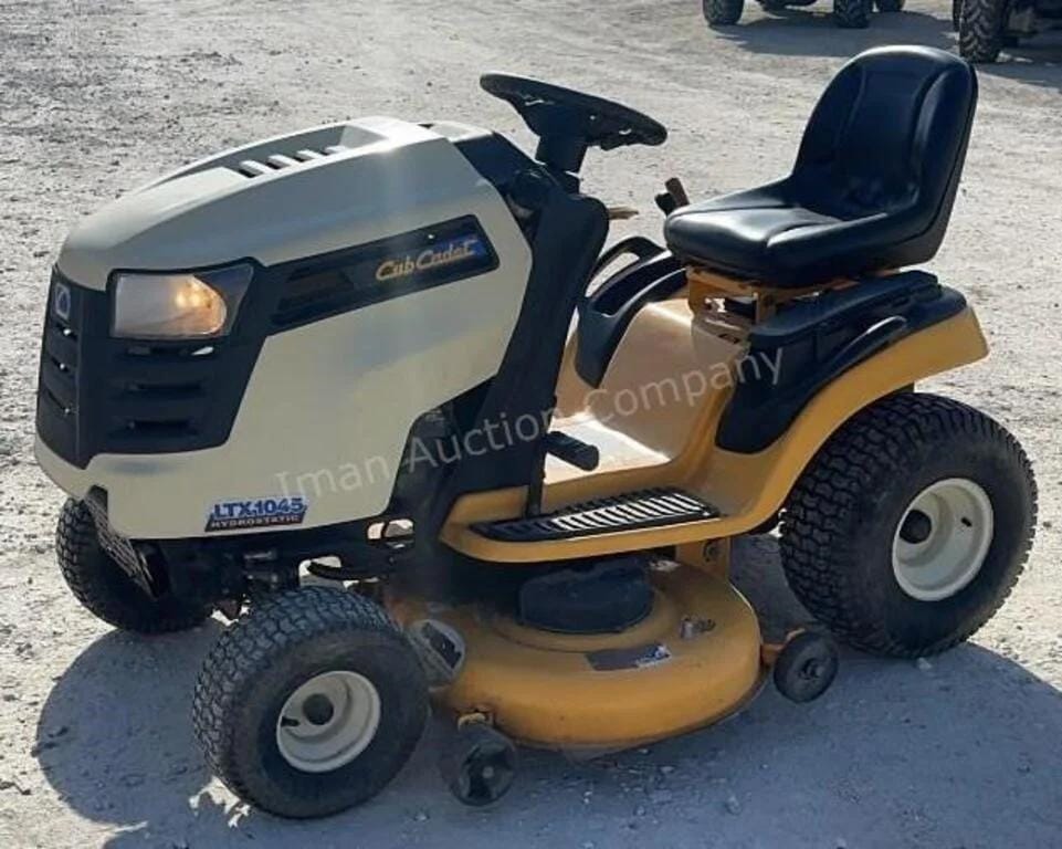 Main image Cub Cadet LTX1045